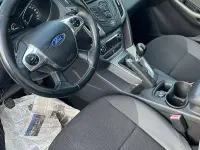 Begagnad Ford Focus 95 HK (69 kW) 2014 Grå Sedan