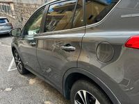 Usata Toyota RAV4 128 CV (94 kW) 2014 Nero Berlina