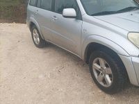 Usata Toyota RAV4 116 CV (85 kW) 2005 Grigio SUV