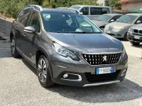 Usata Peugeot 2008 Allure 120 CV (88 kW) 2019 Grigio SUV