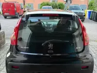 Usata Peugeot 107 68 CV (50 kW) 2011 Nero Utilitaria