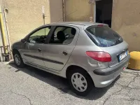 Usata Peugeot 206 75 CV (55 kW) 2002 Grigio Utilitaria