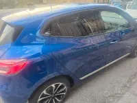 Gebraucht Renault Clio V 101 PS (74 kW) 2024 Blau Limousine