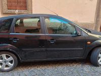Usata Ford Fiesta 73 CV (53 kW) 2006 Nero Utilitaria