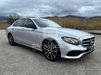 Usata Mercedes E220 Business 194 CV (142 kW) 2019 Grigio Berlina