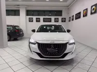 Usata Peugeot 208 Allure 102 CV (75 kW) 2022 Bianco Utilitaria
