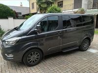 Usata Ford Tourneo Titanium 2022 Grigio Monovolume