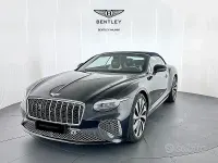 Nuova Bentley Continental 519 CV (381 kW) 2026 Blu Cabrio