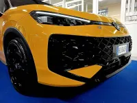 Nuova VW T-Roc R-line 150 CV (110 kW) 2026 Giallo SUV