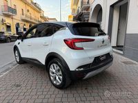 Usata Renault Captur Intens 100 CV (73 kW) 2023 Bianco SUV
