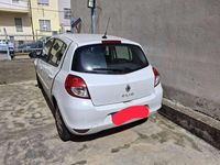 Usata Renault Clio IV Dynamique 75 CV (55 kW) 2012 Bianco Berlina