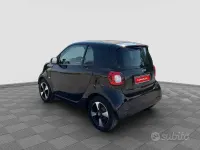 Usata Smart ForTwo Electric Drive Passion 41 kW (56 CV) 2021 Black con tridion black