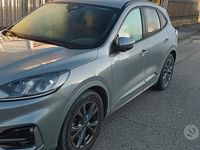 Usata Ford Kuga ST-Line 150 CV (110 kW) 2023 Grigio SUV