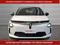 Usata Lancia Ypsilon 114 kW (156 CV) 2025 Bianco Utilitaria