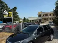 Käytetty Opel Astra Cosmo 140 HP (102 kW) 2011 Musta Farmari