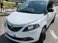 Usata Lancia Ypsilon 69 CV (50 kW) 2021 Grigio Utilitaria