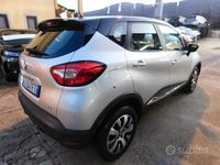 Usata Renault Captur Iconic 90 CV (66 kW) 2016 Grigio SUV