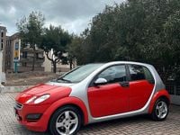 Usata Smart ForFour Pulse 68 CV (50 kW) 2006 Rosso Utilitaria