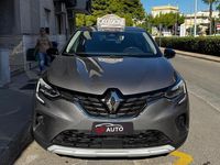 Usata Renault Captur 95 CV (69 kW) 2021 Argento SUV