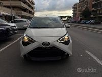 Usata Toyota Aygo Connect Style 72 CV (52 kW) 2021 Bianco Utilitaria