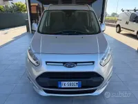 Usata Ford Tourneo Connect Titanium 120 CV (88 kW) 2017 Grigio Monovolume
