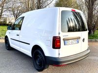Usata VW Caddy Business+ 102 CV (75 kW) 2019 Bianco candy pastello Monovolume