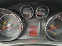 Usata Opel Meriva Cosmo 120 CV (88 kW) 2013 Marrone Monovolume