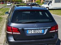 Usata Mercedes E200 136 CV (100 kW) 2015 Grigio Station wagon