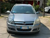Usata Opel Astra Elegance 105 CV (77 kW) 2005 Grigio Station wagon