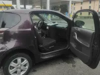 Usata Toyota iQ 68 CV (50 kW) 2009 Lilla Utilitaria