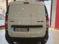 Usata Dacia Dokker 90 CV (66 kW) 2019 Bianco Monovolume