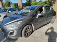 Usata Peugeot 308 112 CV (82 kW) 2011 Other Berlina