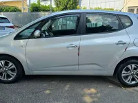 Usata Kia Venga 90 CV (66 kW) 2018 Argento Utilitaria