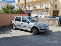 Usata VW Golf VIII 101 CV (74 kW) 2024 Grigio Berlina