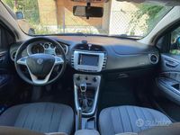 Usata Lancia Delta 120 CV (88 kW) 2009 Utilitaria