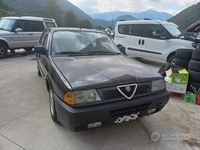 Usata Alfa Romeo 33 88 CV (64 kW) 1992 Grigio Berlina