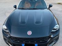 Usata Fiat 124 Spider Lusso 140 CV (102 kW) 2019 Nero Cabrio