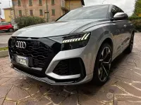 Usado Audi Q8 Ambiente 600 CV (441 kW) 2022 Gris SUV