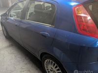 Usata Fiat Grande Punto Active 65 CV (47 kW) 2006 Blu/azzurro Utilitaria