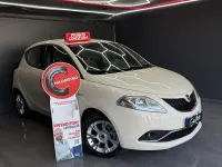 Usata Lancia Ypsilon Platinum 95 CV (69 kW) 2016 Beige Utilitaria
