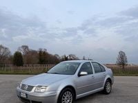 Usata VW Bora Trendline 105 CV (77 kW) 2001 Grigio Berlina
