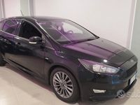 Usata Ford Focus ST-Line 120 CV (88 kW) 2017 Nero Berlina