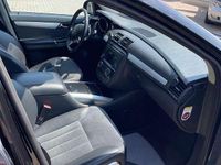 Usata Mercedes R320 224 CV (164 kW) 2010 Nero Monovolume