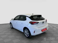 Usata Opel Corsa Elegance 101 CV (74 kW) 2023 Jade white Utilitaria