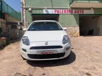 Usata Fiat Punto Lounge 85 CV (62 kW) 2013 Bianco Utilitaria