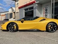 Usata Ferrari SF90 779 CV (572 kW) 2022 Giallo Cabrio