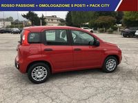 Nuova Fiat Panda Icon 70 CV (51 kW) 2025 Rosso Utilitaria