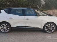 Usata Renault Scénic IV Initiale 120 CV (88 kW) 2020 Bianco Monovolume