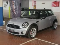Usata Mini Cooper Pepper 120 CV (88 kW) 2009 Argento Utilitaria