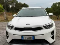 Usata Kia Stonic 100 CV (73 kW) 2019 Bianco SUV